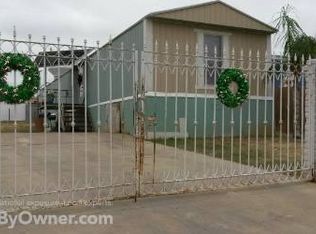 2105 Culiacan Dr, Laredo, TX 78046