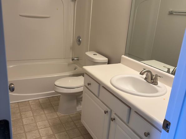 4709 Autumn Rose Trl