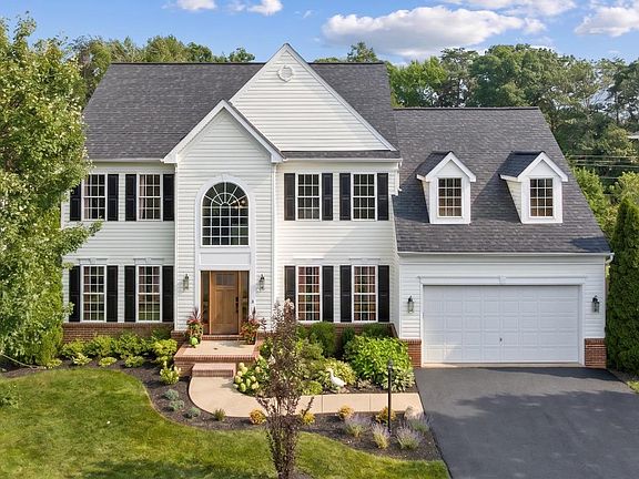 2nd image of 7102 Crown Jewels Ct