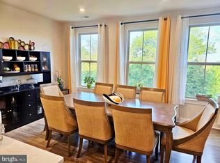 24750 Monk Meadows Ter, Sterling, VA 20166