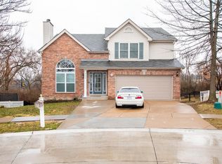 9108 Cedarberry Cir, Saint Louis, MO 63123