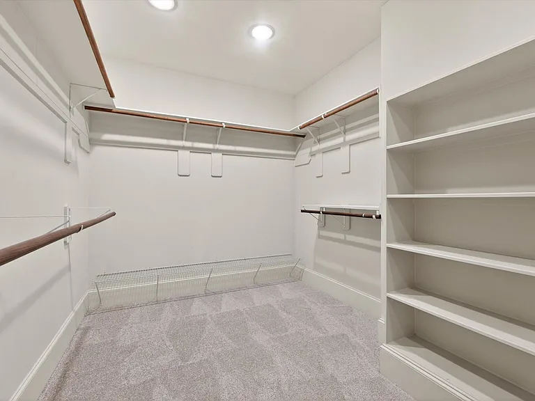931 W 23rd St #I — Photo 23