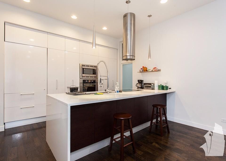 1st image of 1718 W Le Moyne St #1A