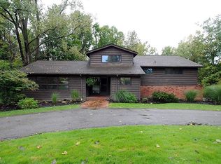 33860 Sherbrook Park Dr, Solon, OH
