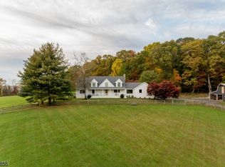 412 Pittstown Rd, Pittstown, NJ 08867