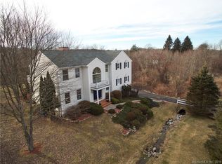 45 Platts Hill Rd, Newtown, CT 06470