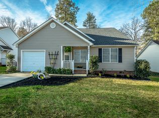 203 Crayford Rd, Irmo, SC 29063