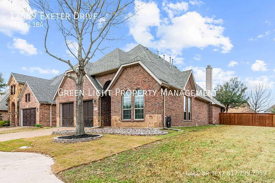Bright & Spacious 4-Bedroom Corner-Lot Home in Frisco — Photo 3