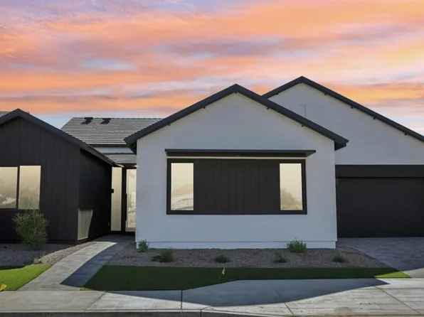 2331 E AQUARIUS Place, Chandler, AZ 85249