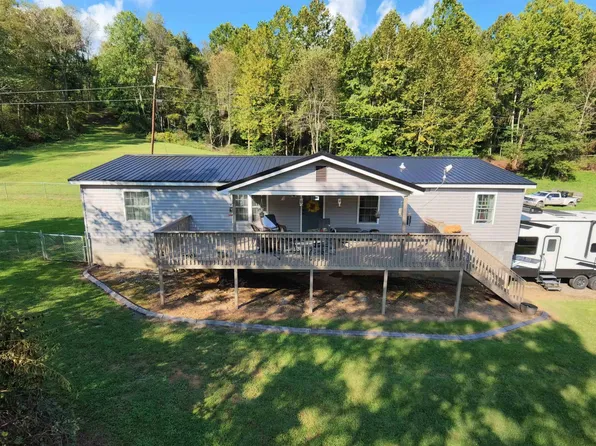 2762 Upper Pleasant Creek Rd, Philippi, WV 26416