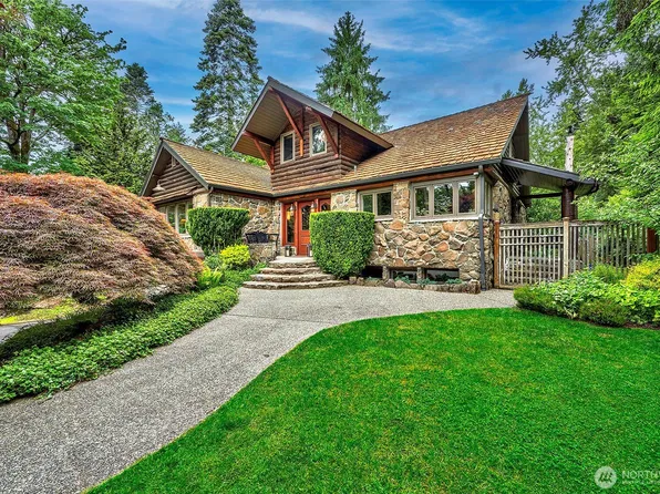 17410 44th Avenue NE #NE, Lake Forest Park, WA 98155