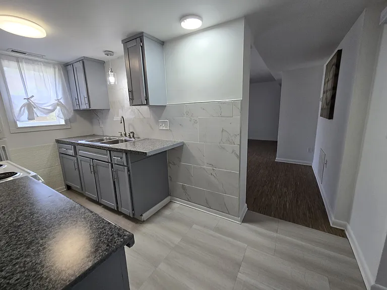 1734 Cromwell Dr #2 — Photo 9