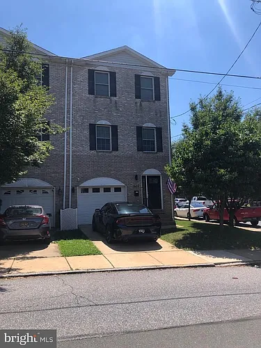 1624 W 9th St Photo 1
