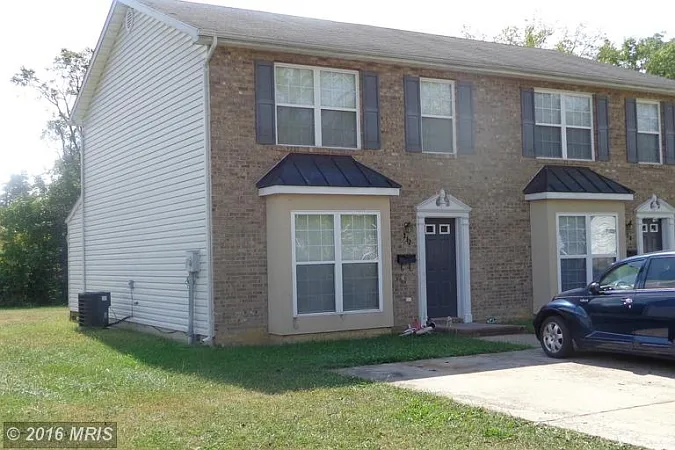 332 Zea St photo 1