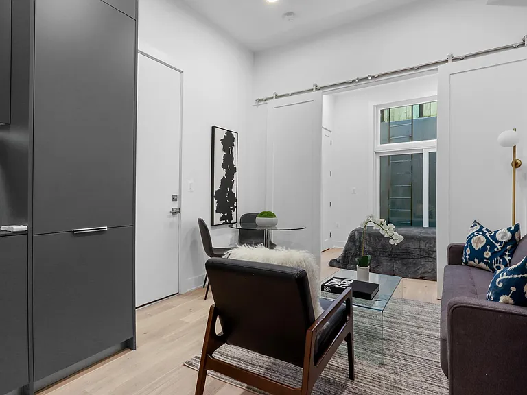 1119 V St NW #2 — Photo 7
