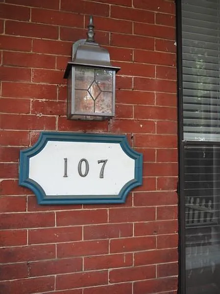 2 bed, 2.5 bath, 1482 sqft, $2,300 — Photo 2