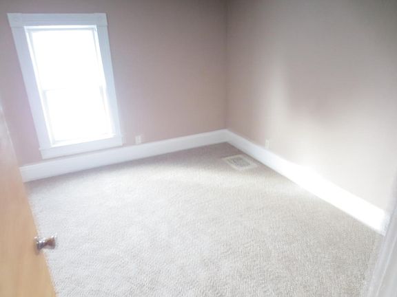 3rd image of 1601 Elmwood Ave #A