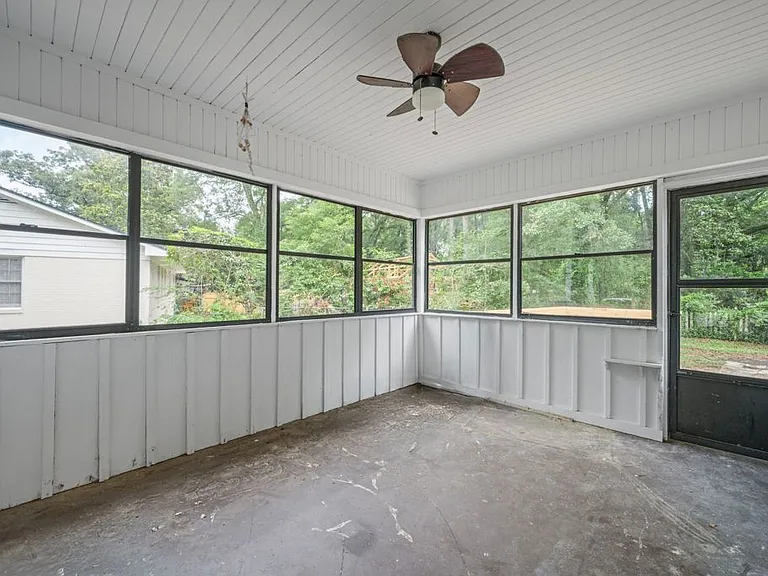 4273 Vega Dr — Photo 16