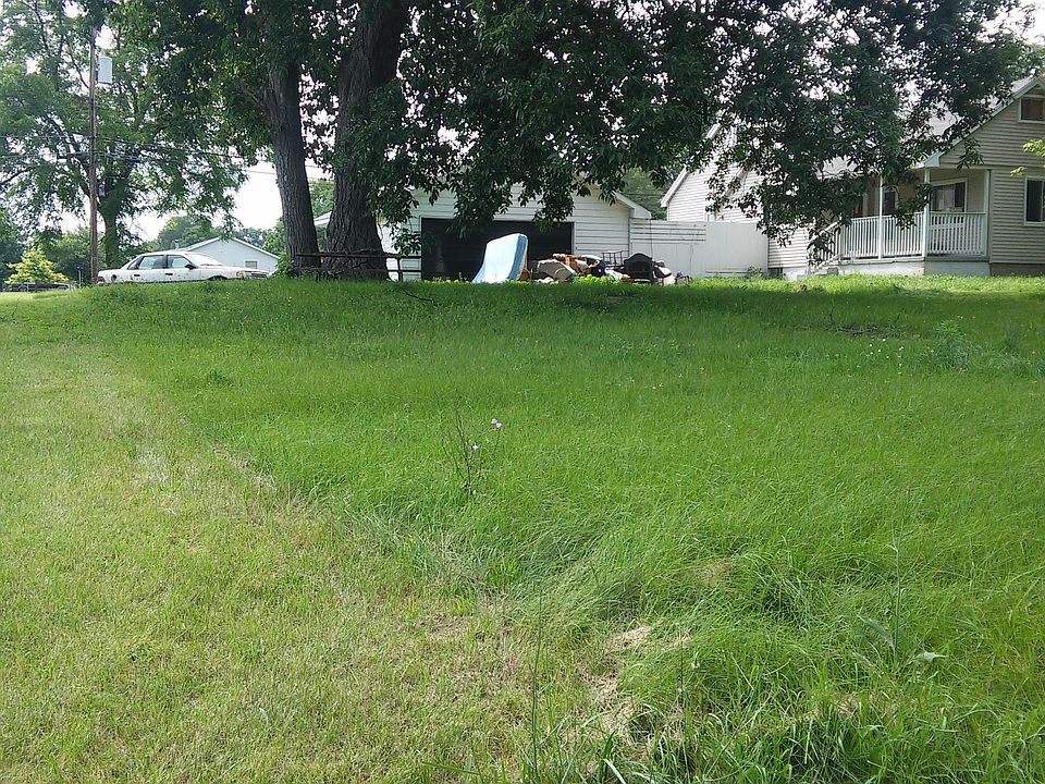 2nd image of 16780 Martinsville Rd