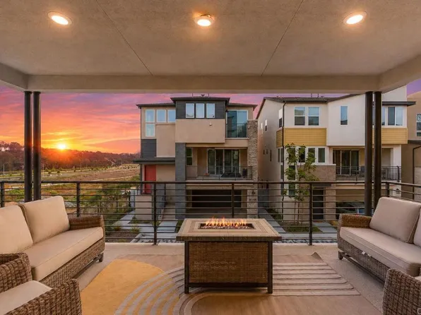 8105 Rose Quartz Cir, San Diego, CA 92126