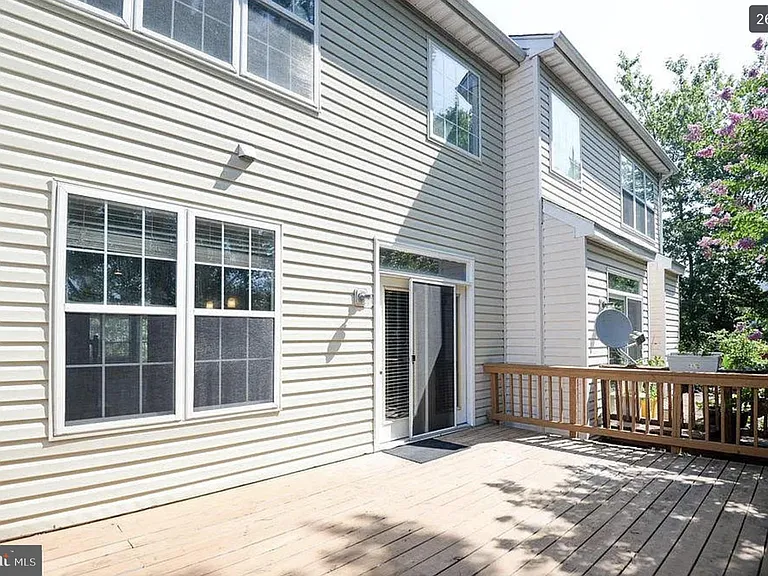 6251 Clara Edward Ter — Photo 26