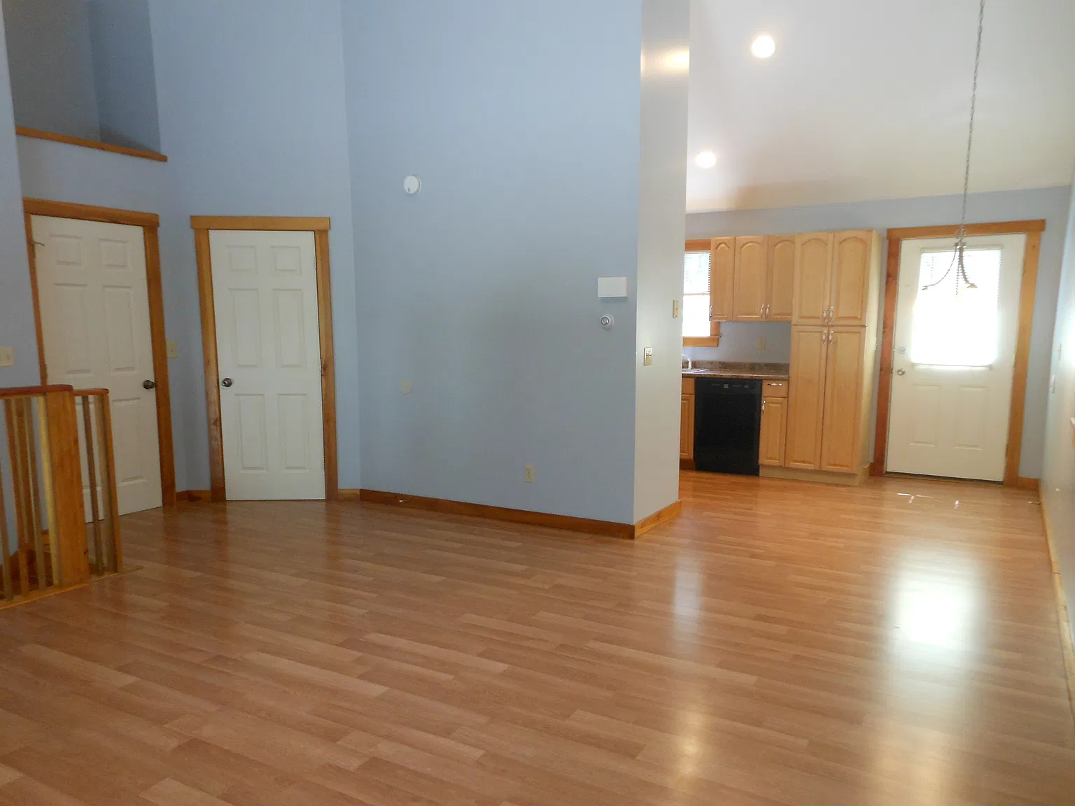 2 bed, 1200 sqft, $1,400 — Photo 2