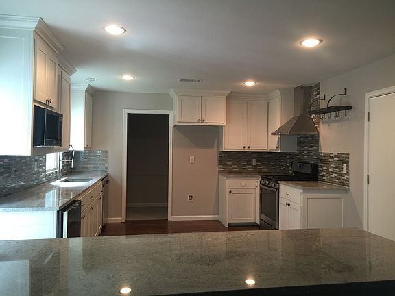 open cook's kitchen