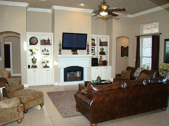 4th image of 5395 Lexington Cir