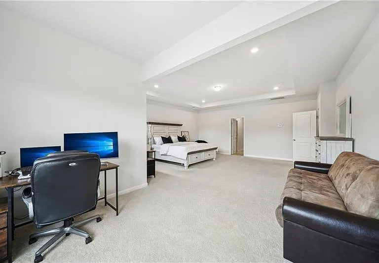 7455 Easton Valley Ln — Photo 25