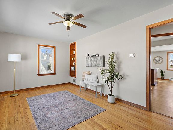4th image of 4713 Camden Rd