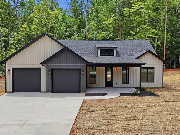 2835 Melvin Hill Rd, Campobello, SC 29322