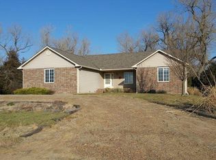 1300 W 95th Ave, Hutchinson, KS 67502