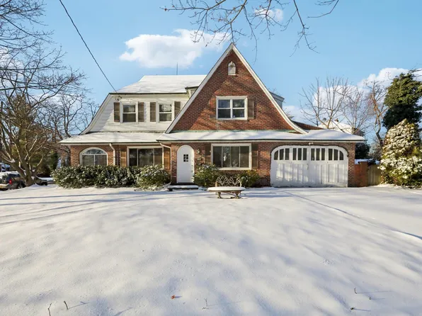 301 Cook Avenue, Yonkers, NY 10701