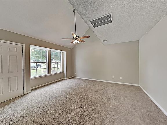 3rd image of 7363 Bramble Oak Dr