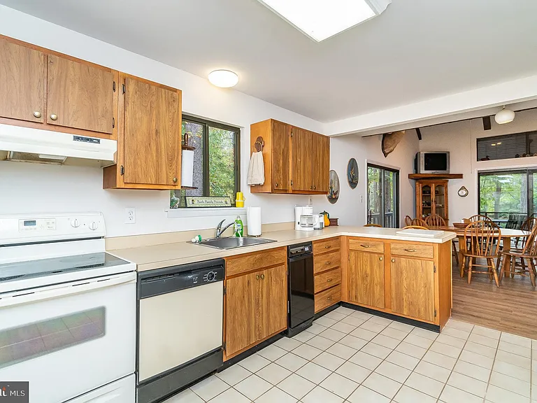 7411 Marye Rd — Photo 14