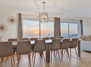 1109 Skyline Dr, Daly City, CA 94015