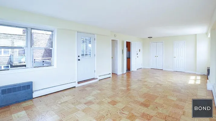 Rented by Bond New York | media 8