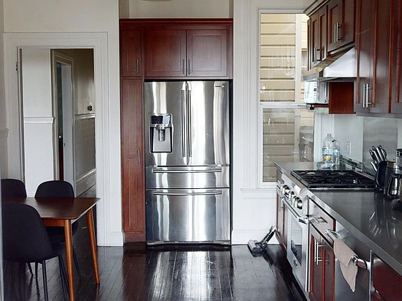 4th image of 782 Green St #90