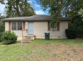 1105 Barton Dr, Dublin, GA 31021