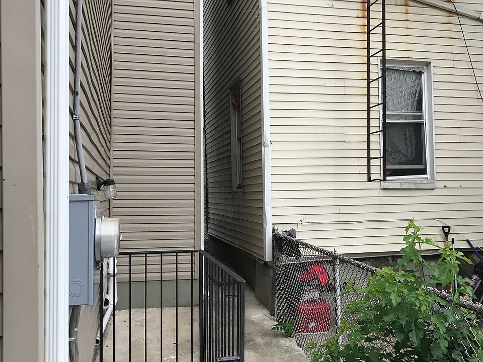 125 Herriot St Yonkers NY Zillow