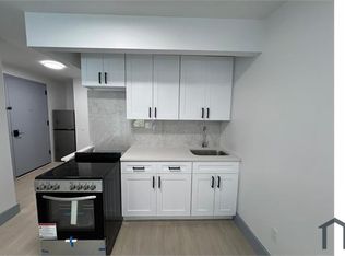 360 E 194th St APT 2B, Bronx, NY 10458