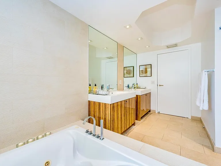9595 Collins Ave #2F — Photo 9