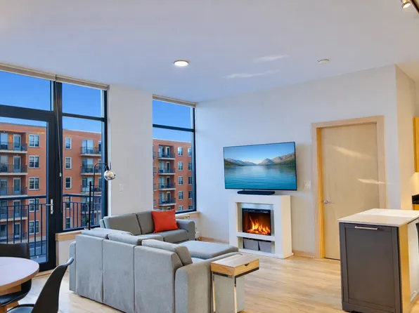 215 10th Ave S Unit 503, Minneapolis, MN 55415