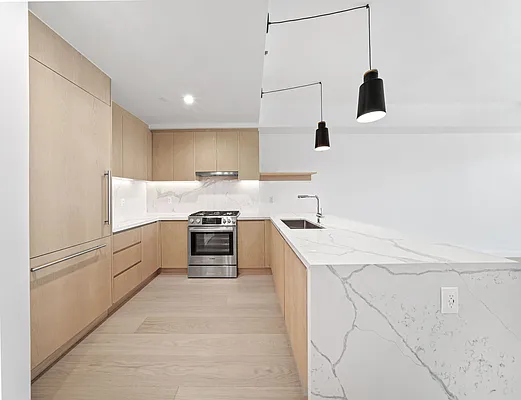 Sold by Modern Spaces | media 3