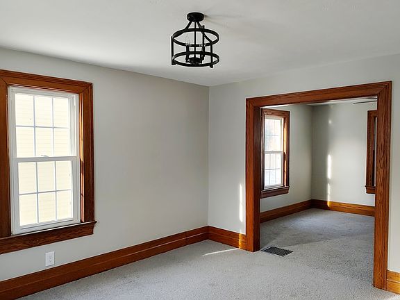 4th image of 316 McConnell St