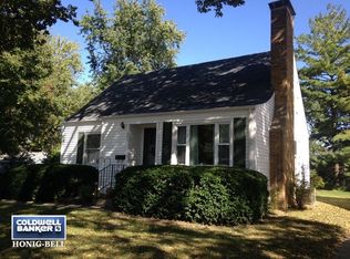 1046 State St, Ottawa, IL 61350
