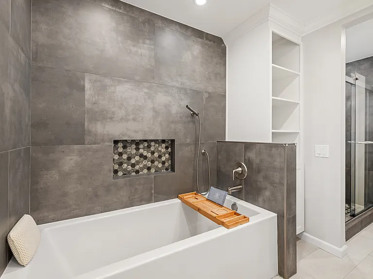 3434 Hidden Creek Ave — Photo 9