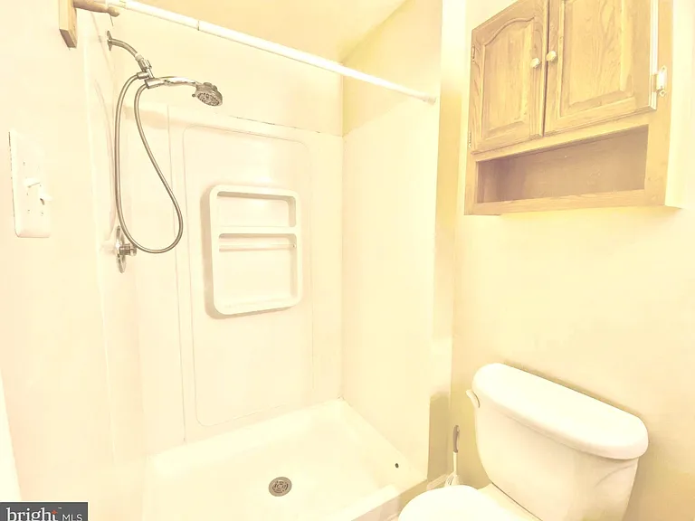 13765 Palmetto Cir — Photo 32