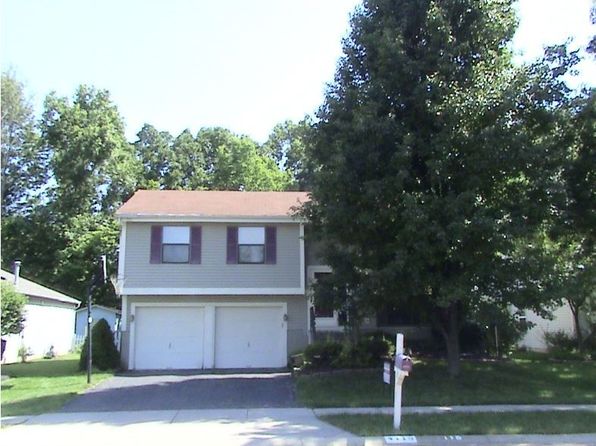 4115 Berrybush Dr