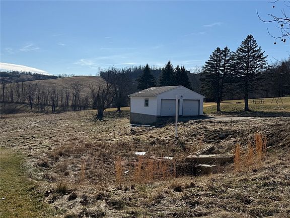 4th image of 195 Vaneal Rd S